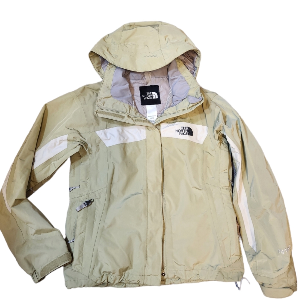 NWOT-The North Face Reign Women Waterproof Jacket
